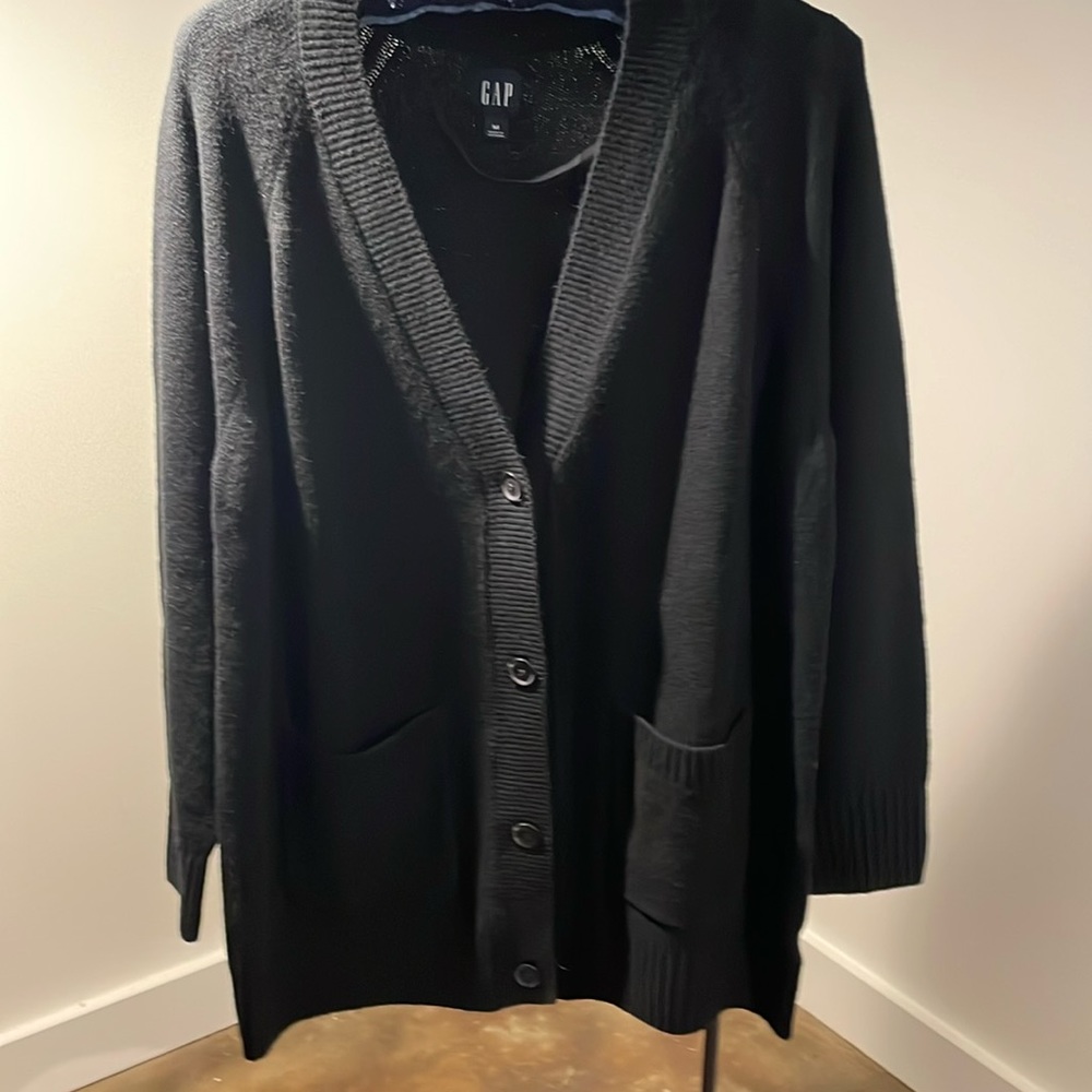 GAP cardigan🌸